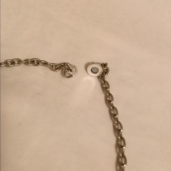 Beautiful Necklace with magnetic clasp!! - Picture 4 of 4